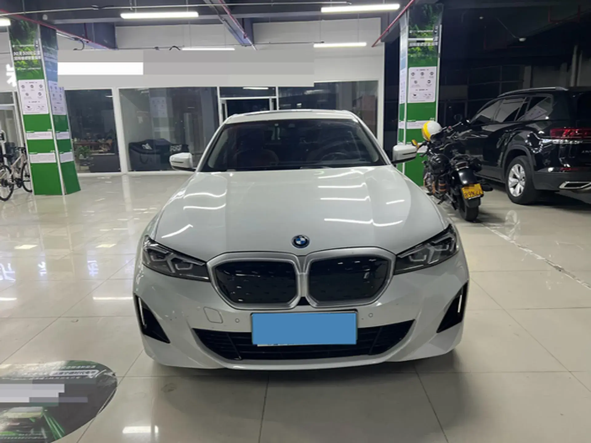 2022 BMW I3 thumbnail 2