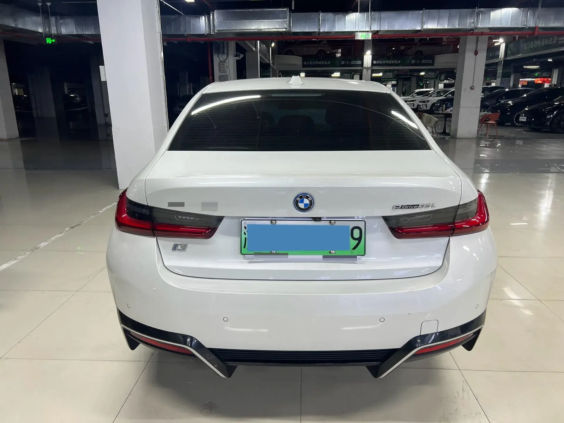 2022 BMW I3 thumbnail 4