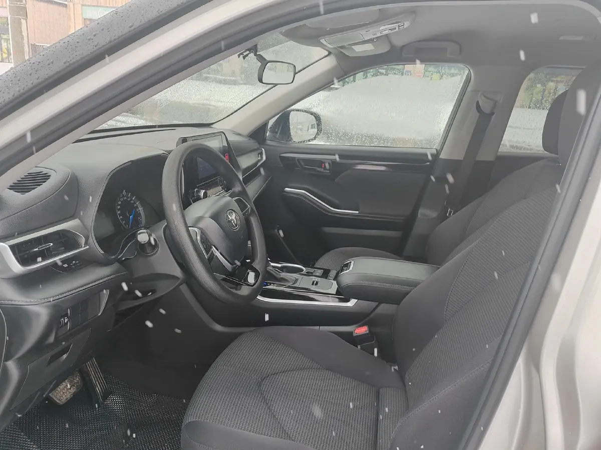 2022 Toyota Highlander 2.5L 192HP L4 E-CVT Hybrid,autocango,china used car exporter,china ev exporter,chinese used car exporter,chinese used ev exporter