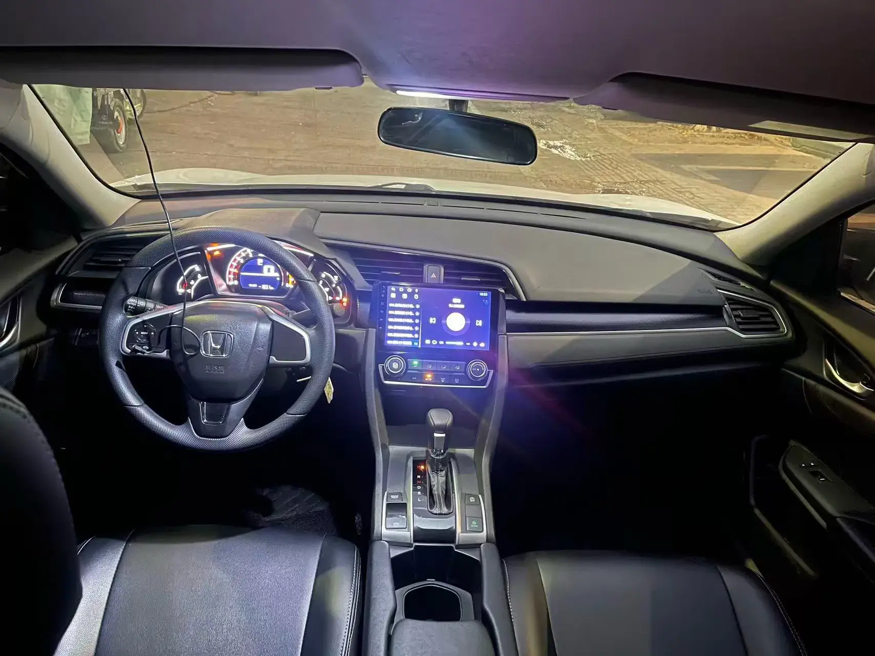 2019 HONDA CIVIC thumbnail 3