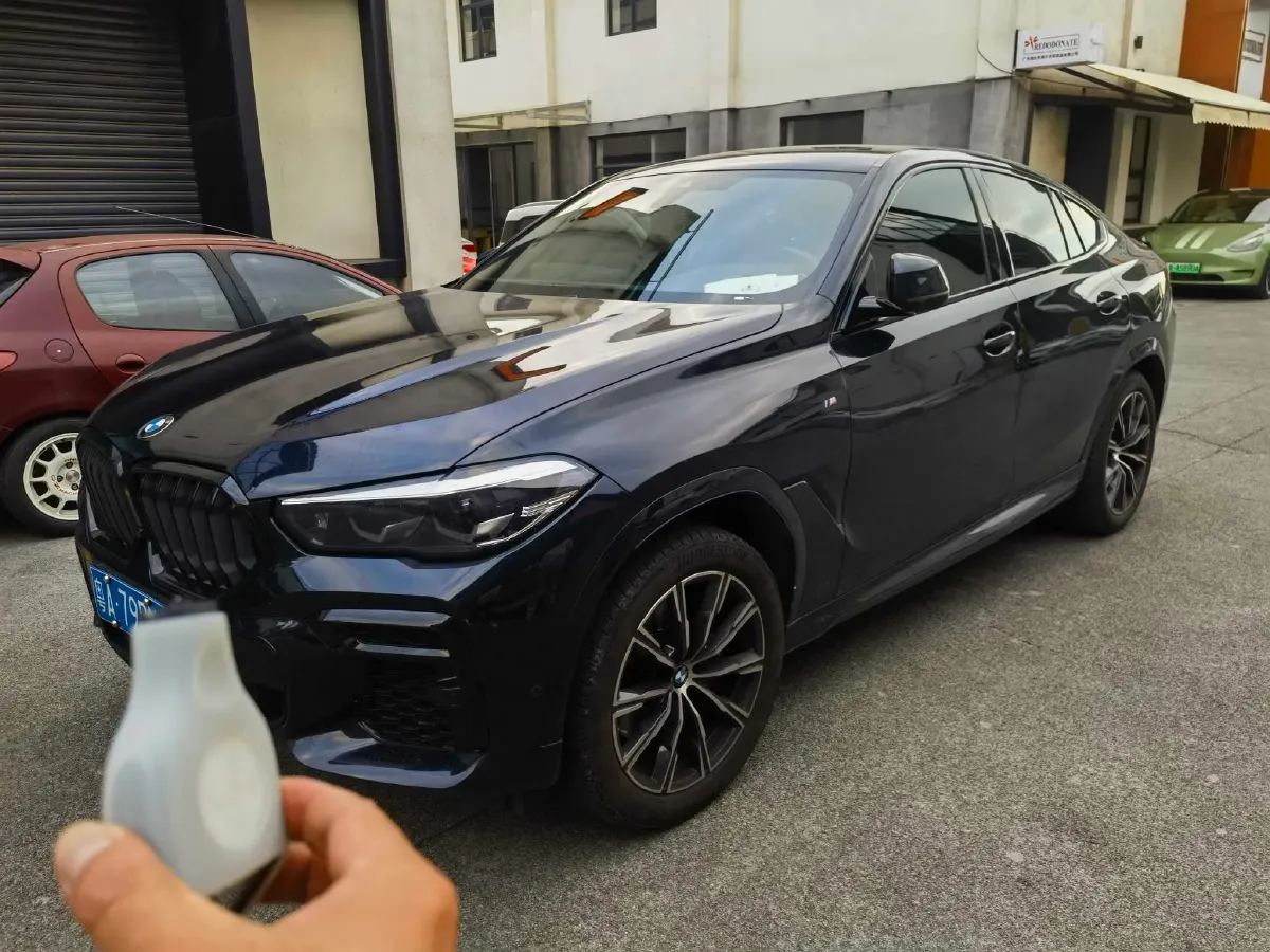 2022 BMW X6 2.0T 245HP L4 8AT,autocango,china used car exporter,china ev exporter,chinese used car exporter,chinese used ev exporter