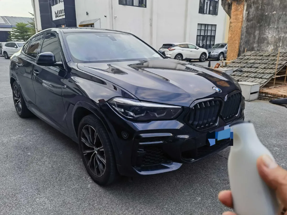 2022 BMW X6 2.0T 245HP L4 8AT,autocango,china used car exporter,china ev exporter,chinese used car exporter,chinese used ev exporter