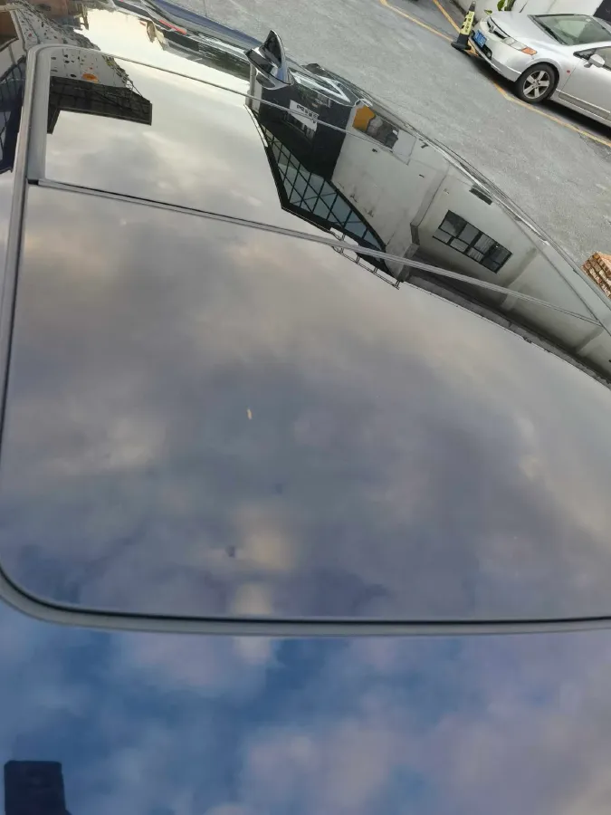 2022 BMW X6 2.0T 245HP L4 8AT,autocango,china used car exporter,china ev exporter,chinese used car exporter,chinese used ev exporter