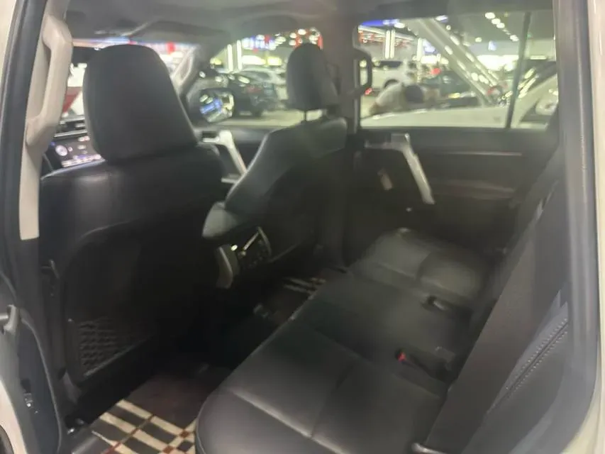 2019 Toyota Land Cruiser Prado 3.5L 280HP V6 6AT,autocango,china used car exporter,china ev exporter,chinese used car exporter,chinese used ev exporter