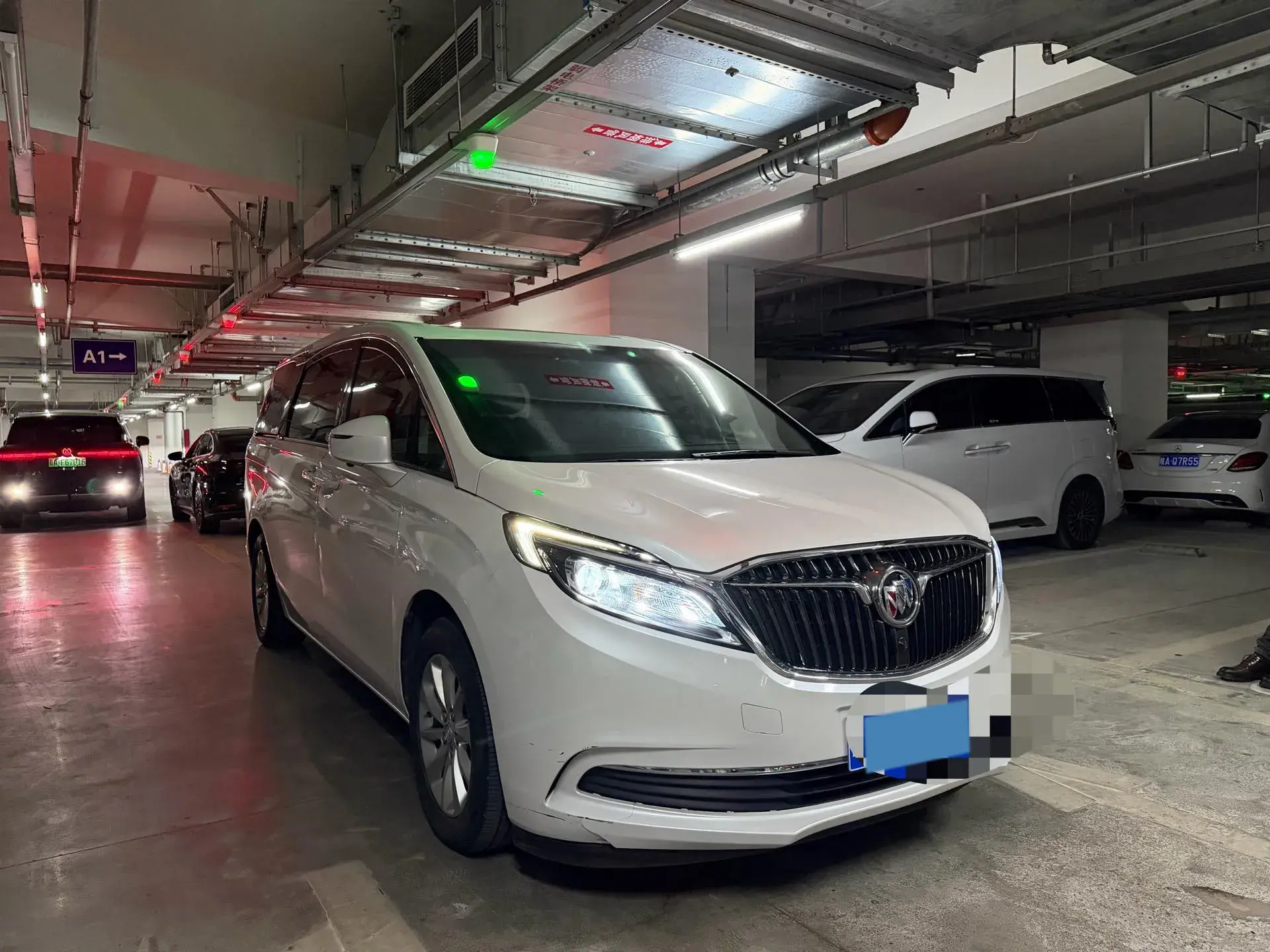 2018 BUICK GL8 thumbnail 3