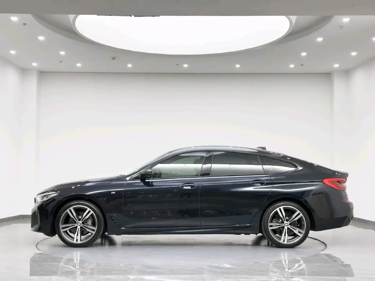 2022 BMW 6 Series GT 2.0T 245HP L4 8AT,autocango,china used car exporter,china ev exporter,chinese used car exporter,chinese used ev exporter