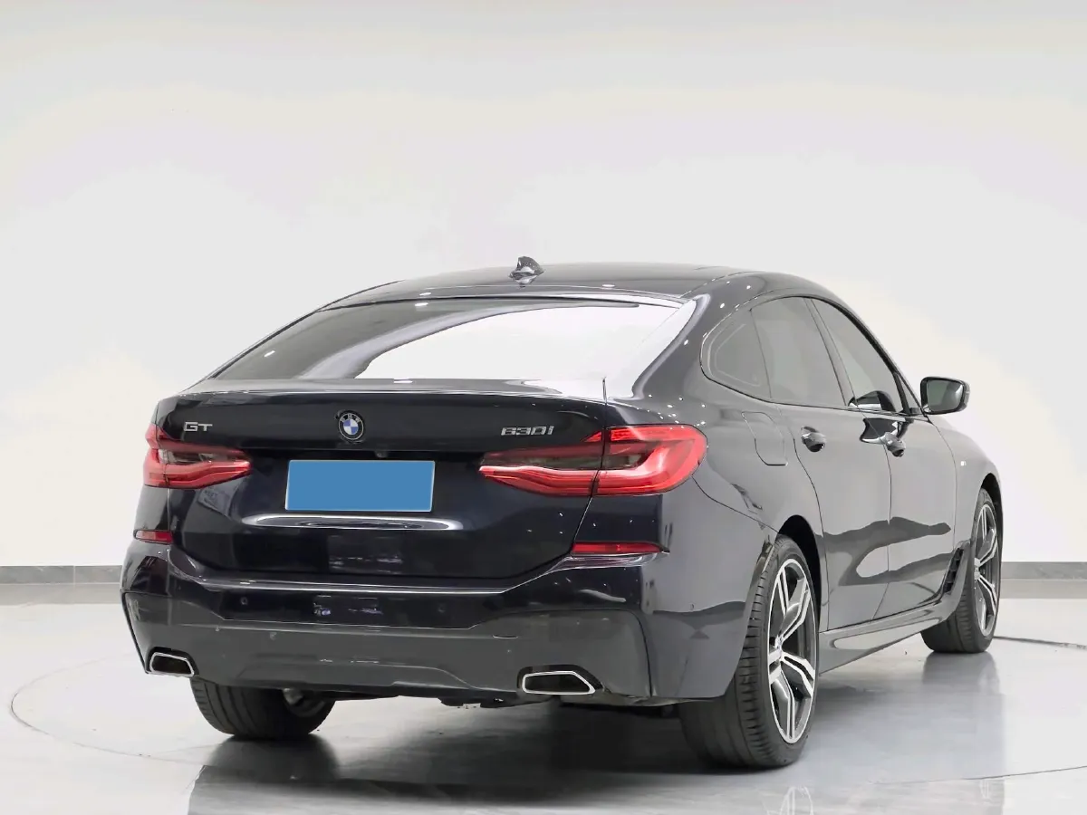 2022 BMW 6 Series GT 2.0T 245HP L4 8AT,autocango,china used car exporter,china ev exporter,chinese used car exporter,chinese used ev exporter