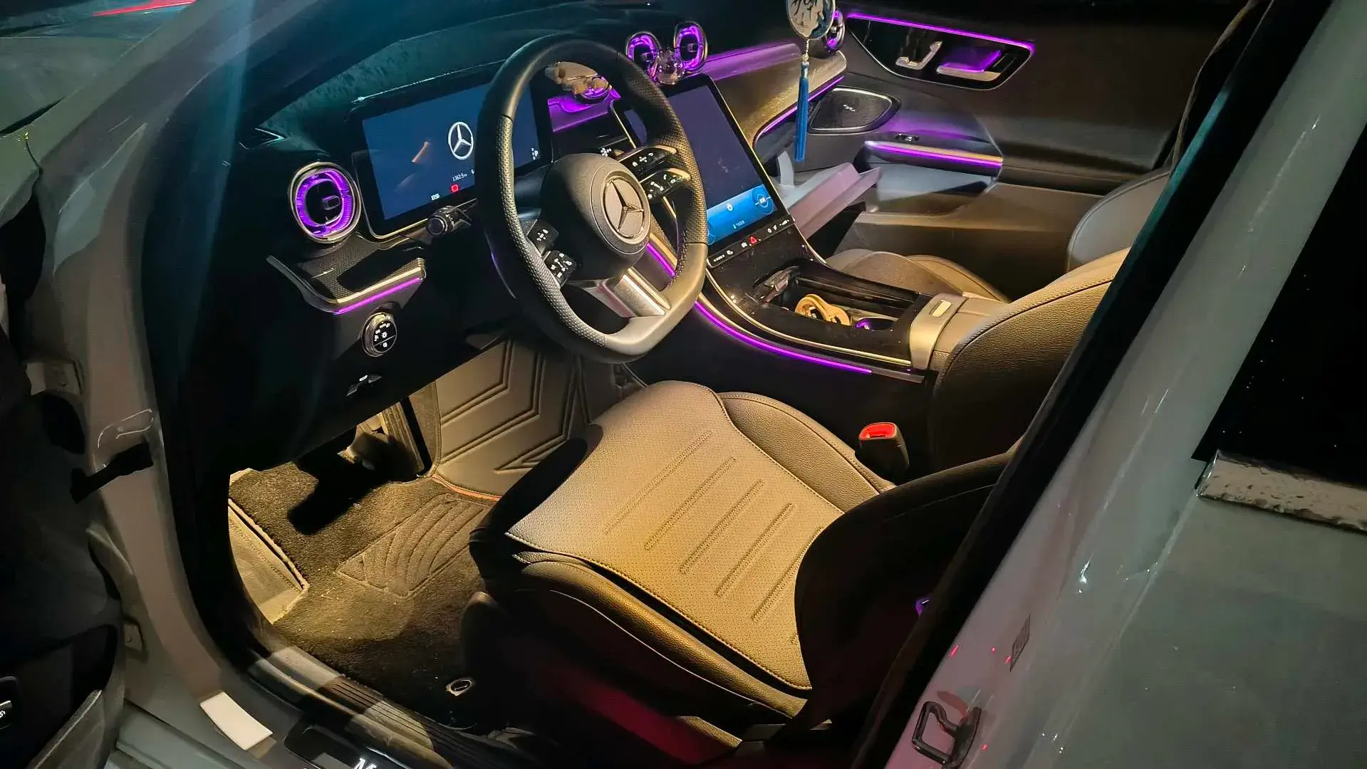 2024 MERCEDES-BENZ C thumbnail 4