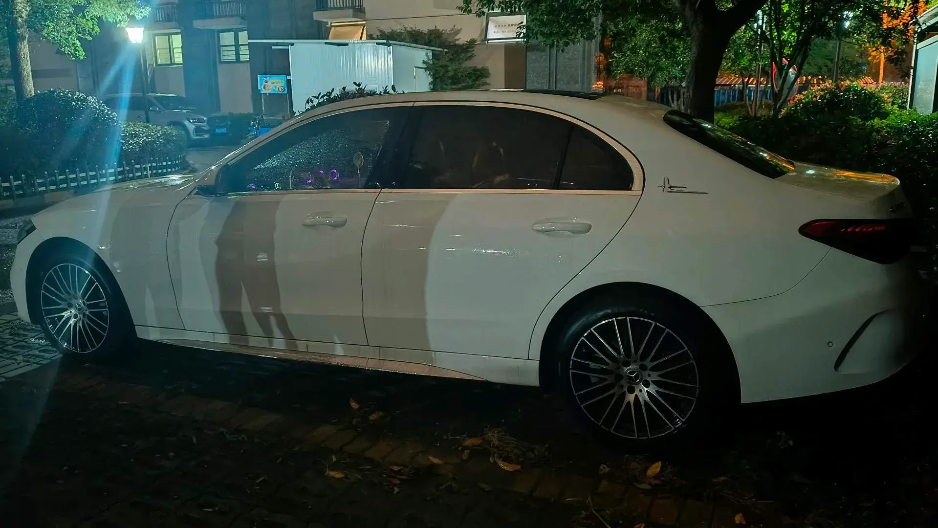 2024 MERCEDES-BENZ C thumbnail 2