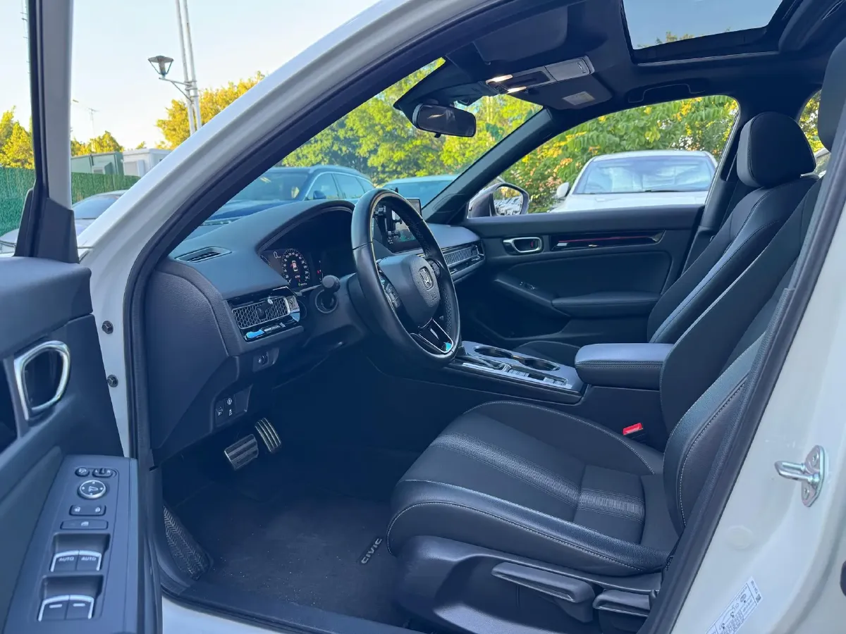 2022 Honda Civic 1.5T 182HP L4 CVT,autocango,china used car exporter,china ev exporter,chinese used car exporter,chinese used ev exporter