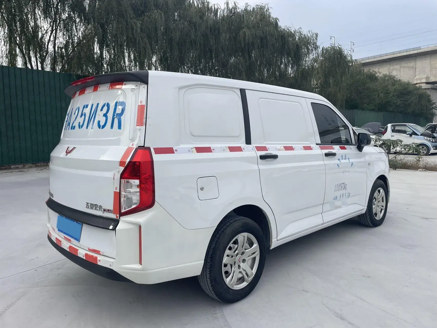 2019 WULING HONGGUANG thumbnail 4