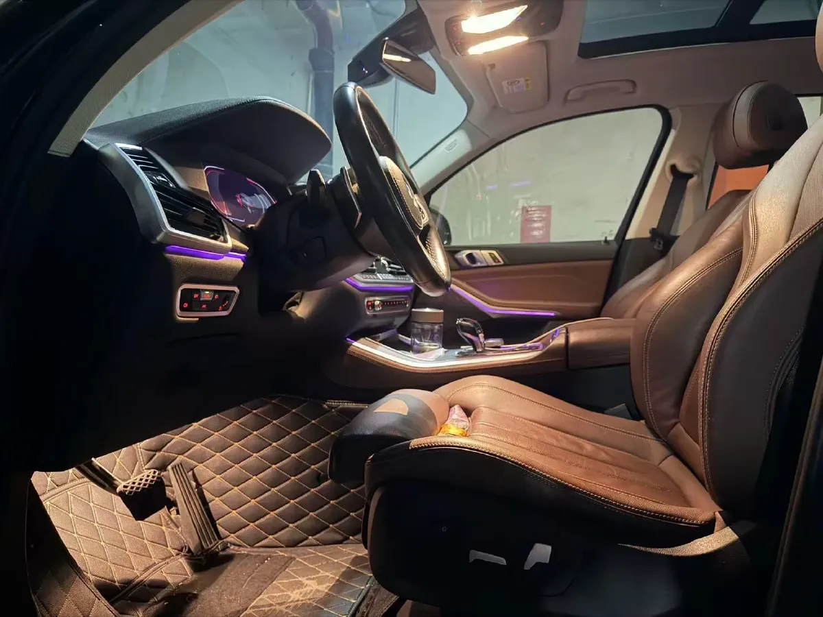 2021 BMW X5 2.0T 265HP L4 8AT,autocango,china used car exporter,china ev exporter,chinese used car exporter,chinese used ev exporter