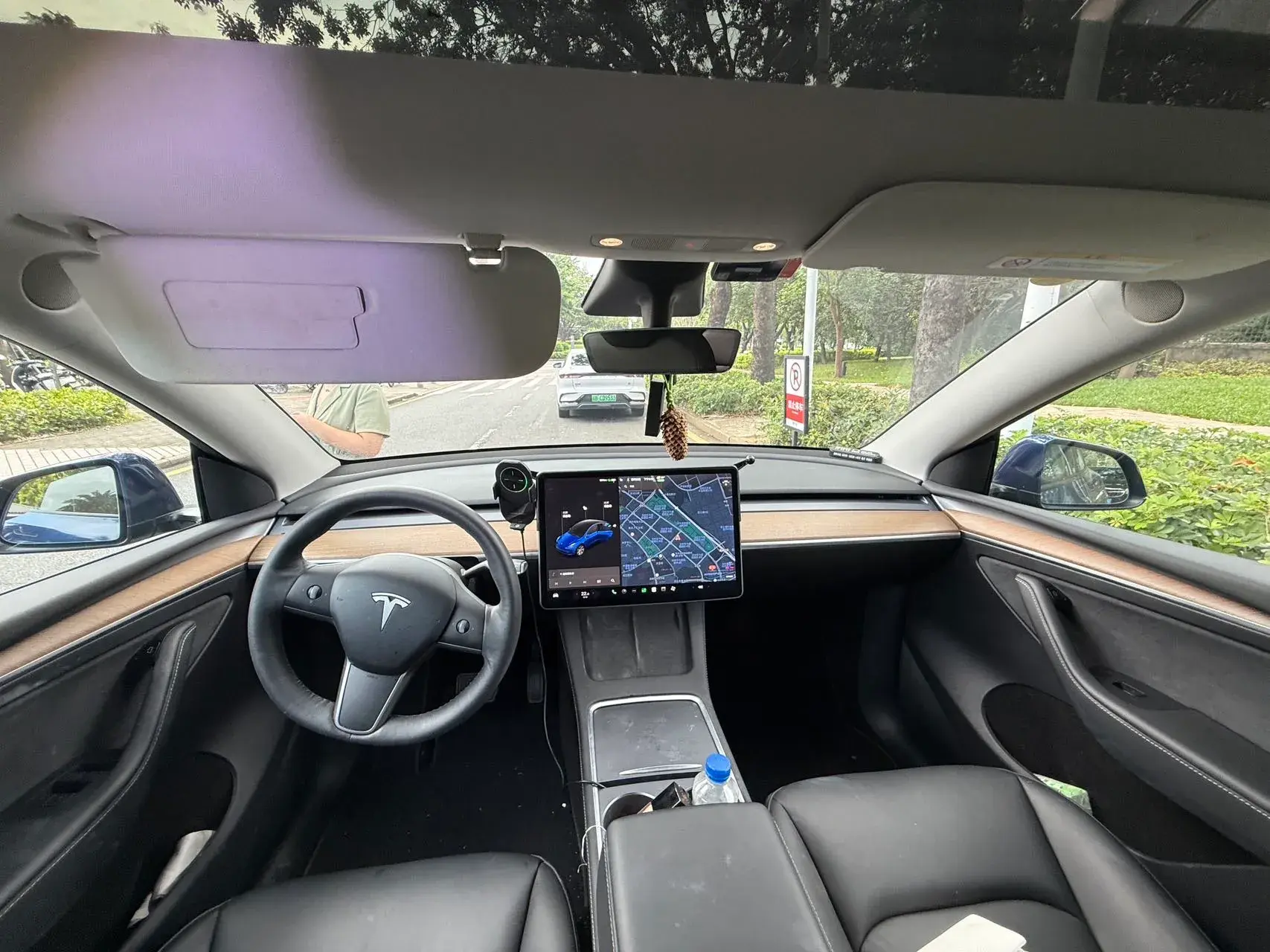 2021 TESLA MODEL thumbnail 4