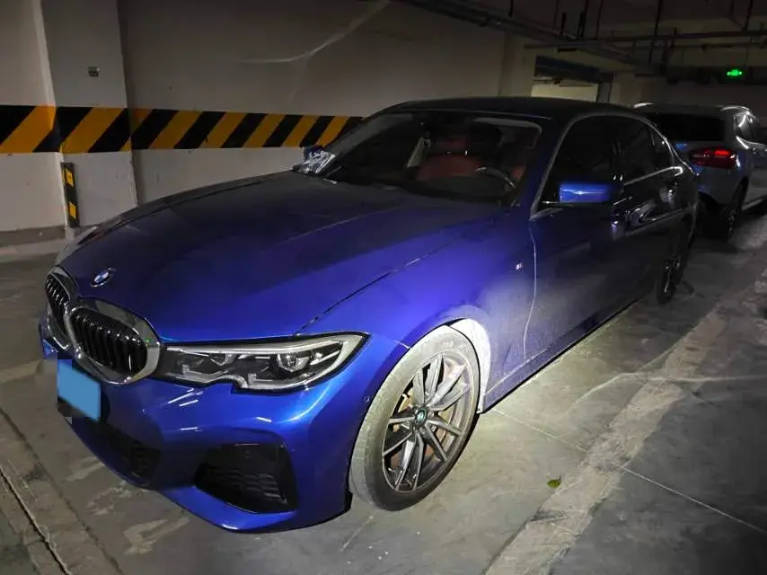 2021 BMW 3 view 1