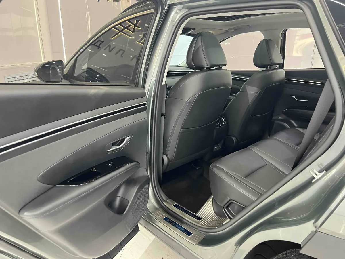 2021 Hyundai Tucson 1.5T 200HP L4 7DCT,autocango,china used car exporter,china ev exporter,chinese used car exporter,chinese used ev exporter