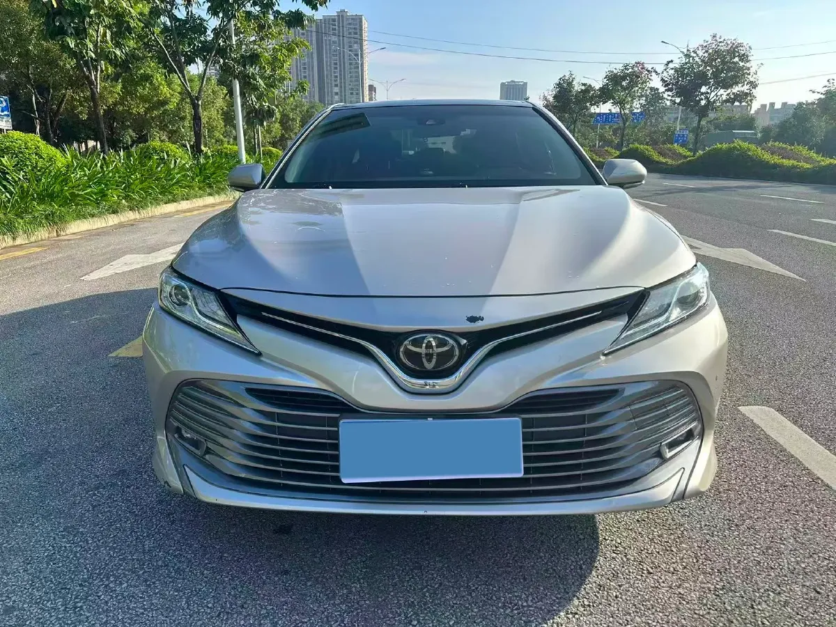2018 Toyota Camry 2.5L 209HP L4 8AT,autocango,china used car exporter,china ev exporter,chinese used car exporter,chinese used ev exporter