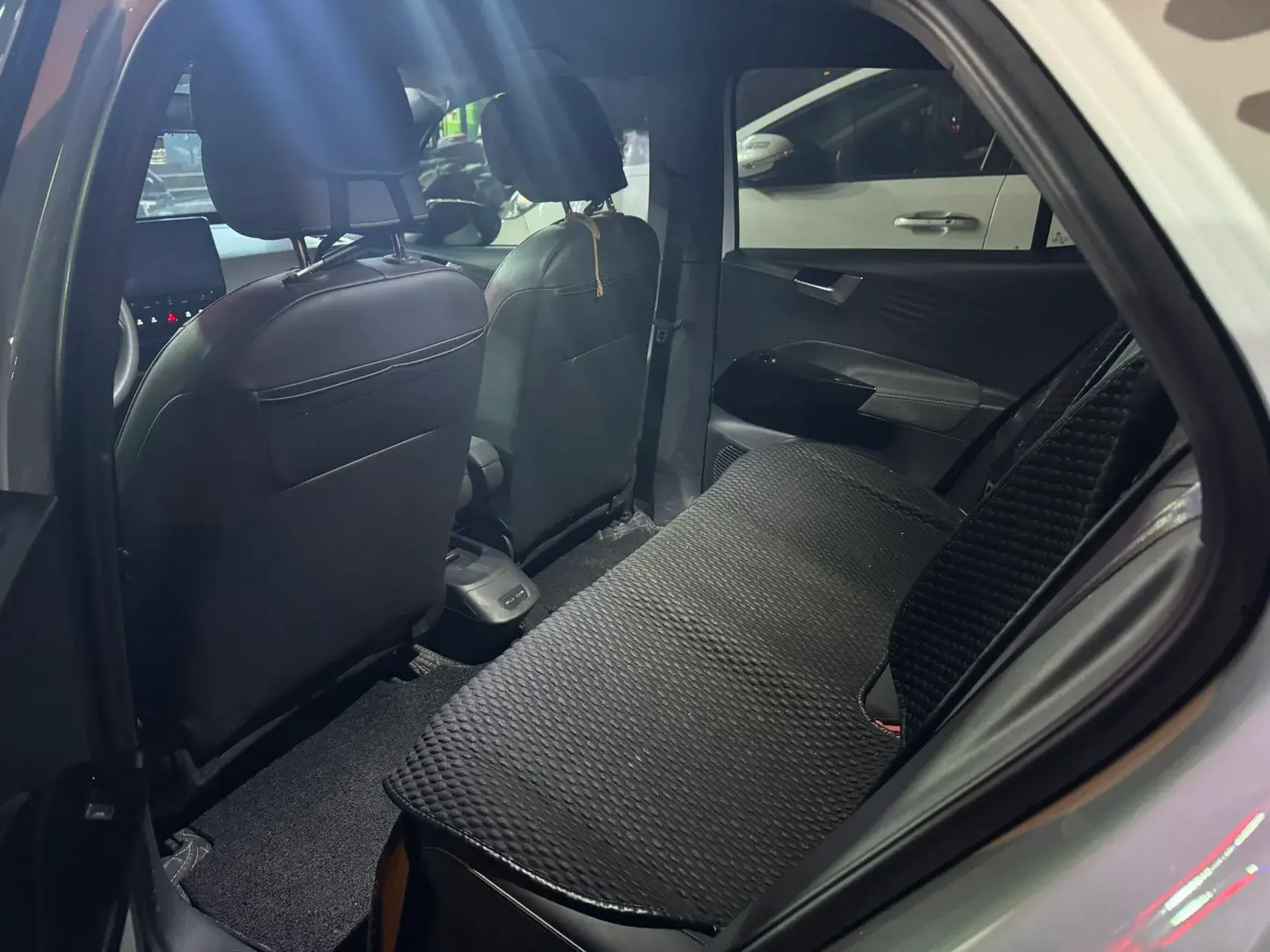 2023 VOLKSWAGEN ID.3 thumbnail 3