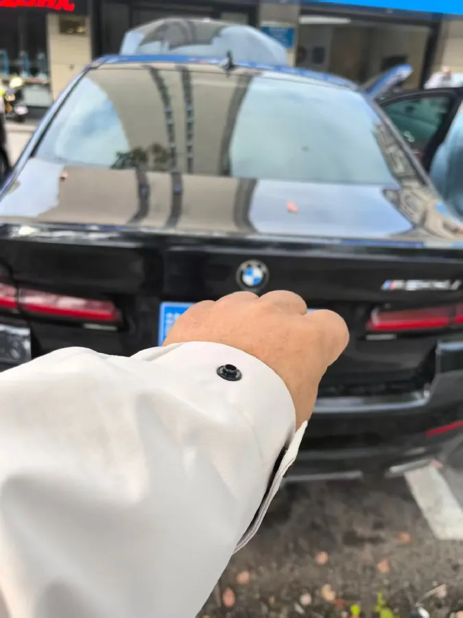 2021 BMW 5 Series 2.0T 184HP L4 8AT,autocango,china used car exporter,china ev exporter,chinese used car exporter,chinese used ev exporter