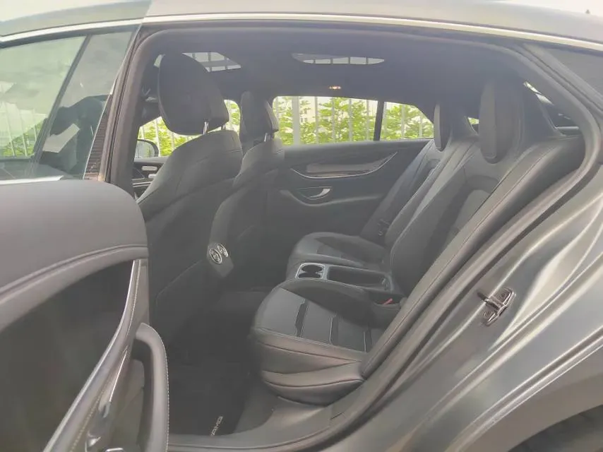 2023 Mercedes-Benz AMG GT 3.0T 367HP L6 9AT,autocango,china used car exporter,china ev exporter,chinese used car exporter,chinese used ev exporter