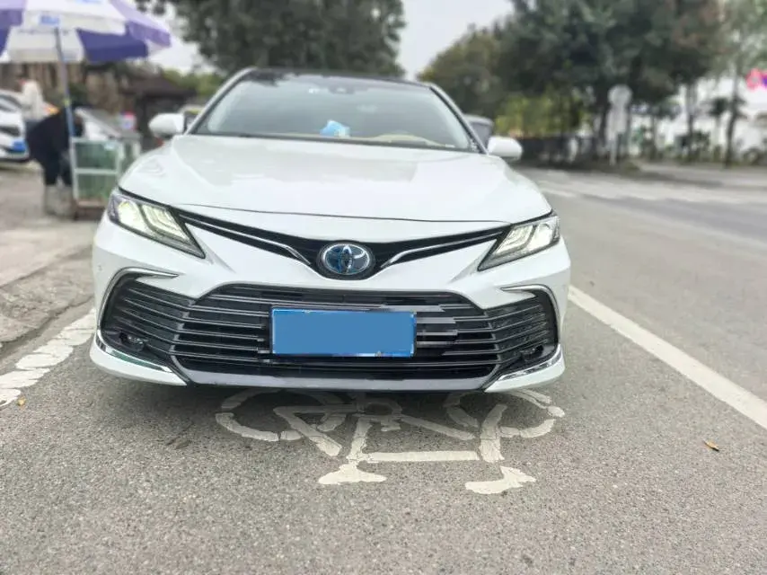2021 TOYOTA CAMRY thumbnail 2