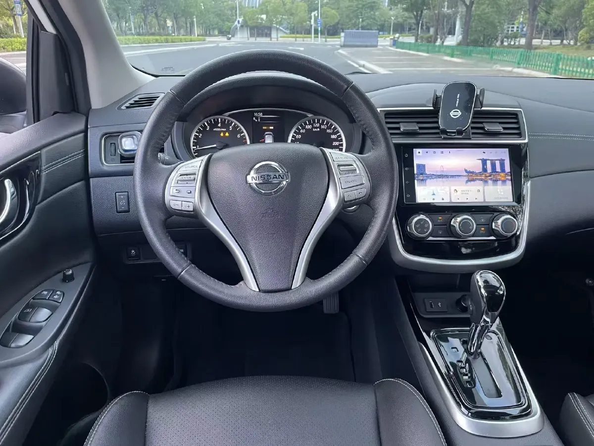 2021 Nissan Tiida 1.6L 122HP L4 CVT,autocango,china used car exporter,china ev exporter,chinese used car exporter,chinese used ev exporter