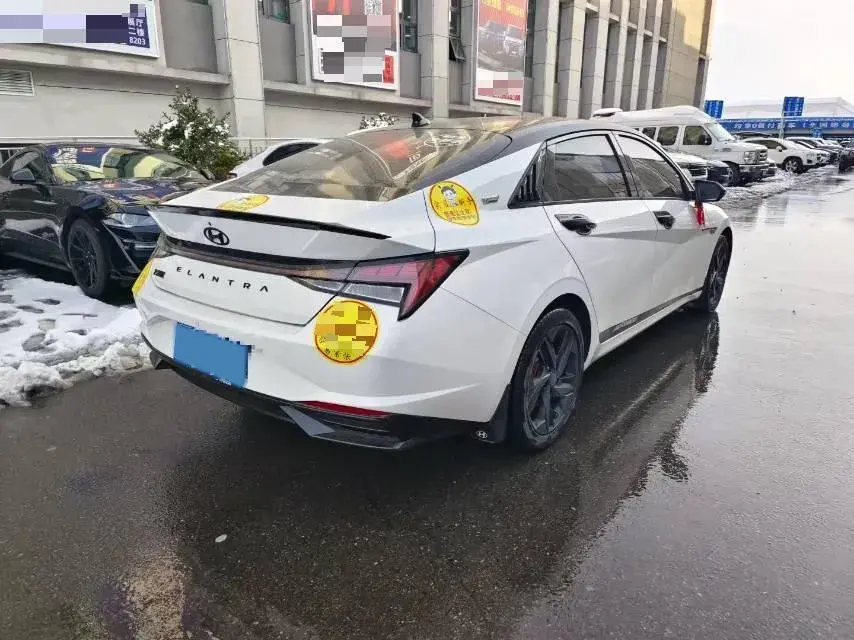 2022 HYUNDAI ELANTRA thumbnail 2