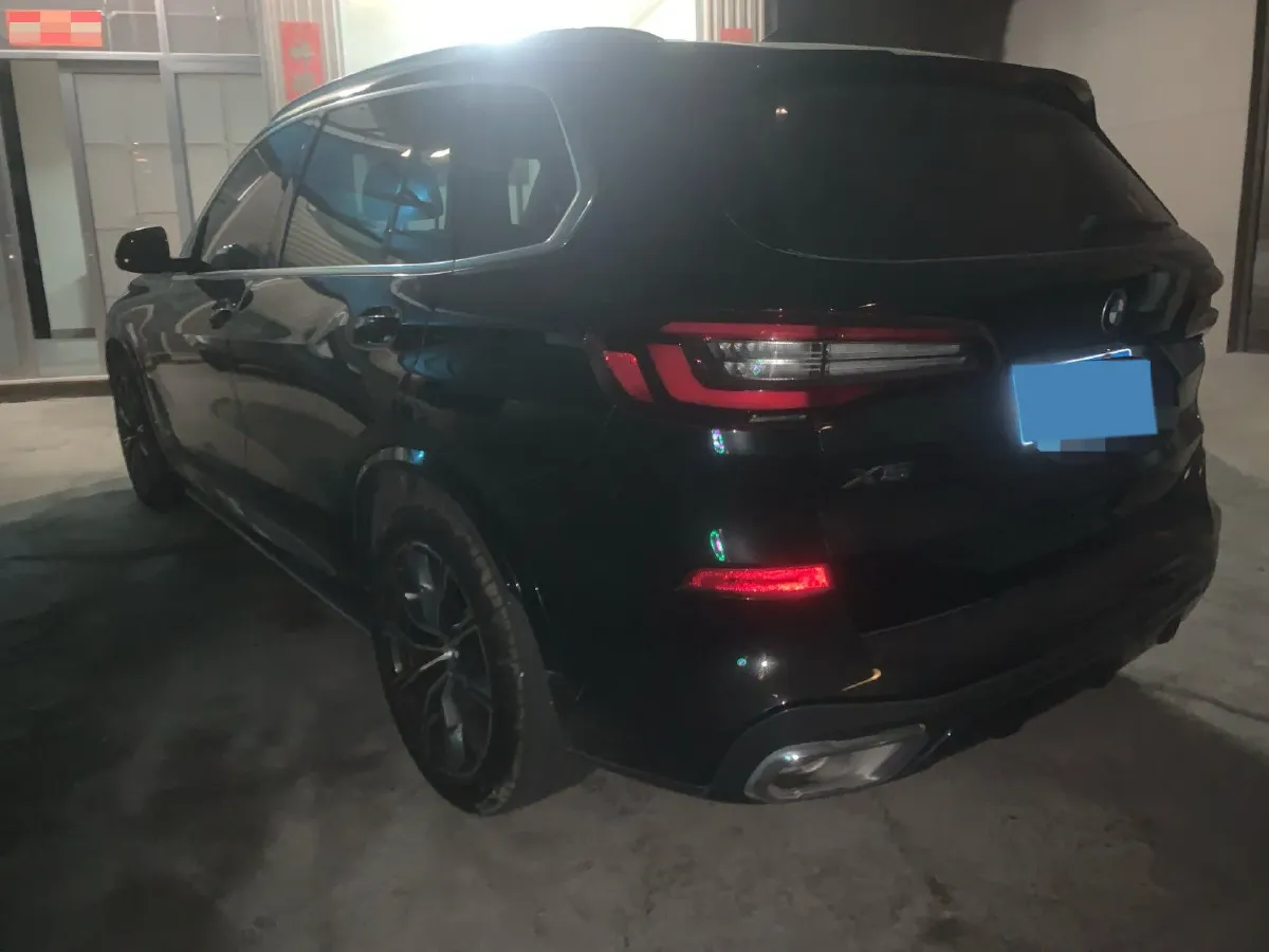 2022 BMW X5 2.0T 245HP L4 8AT,autocango,china used car exporter,china ev exporter,chinese used car exporter,chinese used ev exporter