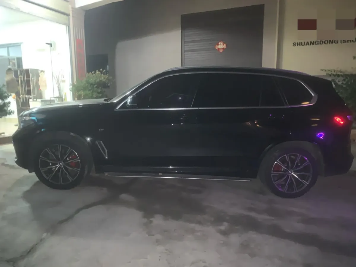 2022 BMW X5 2.0T 245HP L4 8AT,autocango,china used car exporter,china ev exporter,chinese used car exporter,chinese used ev exporter