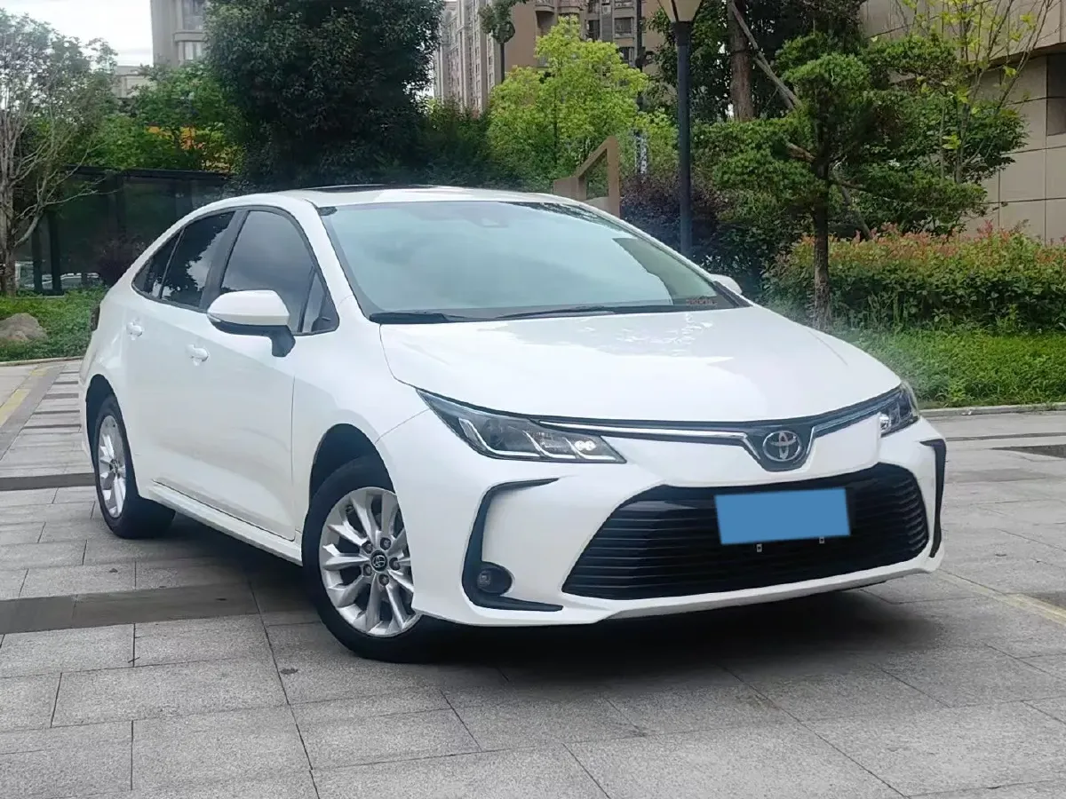 2021 Toyota Corolla 1.2T 116HP L4 CVT,autocango,china used car exporter,china ev exporter,chinese used car exporter,chinese used ev exporter