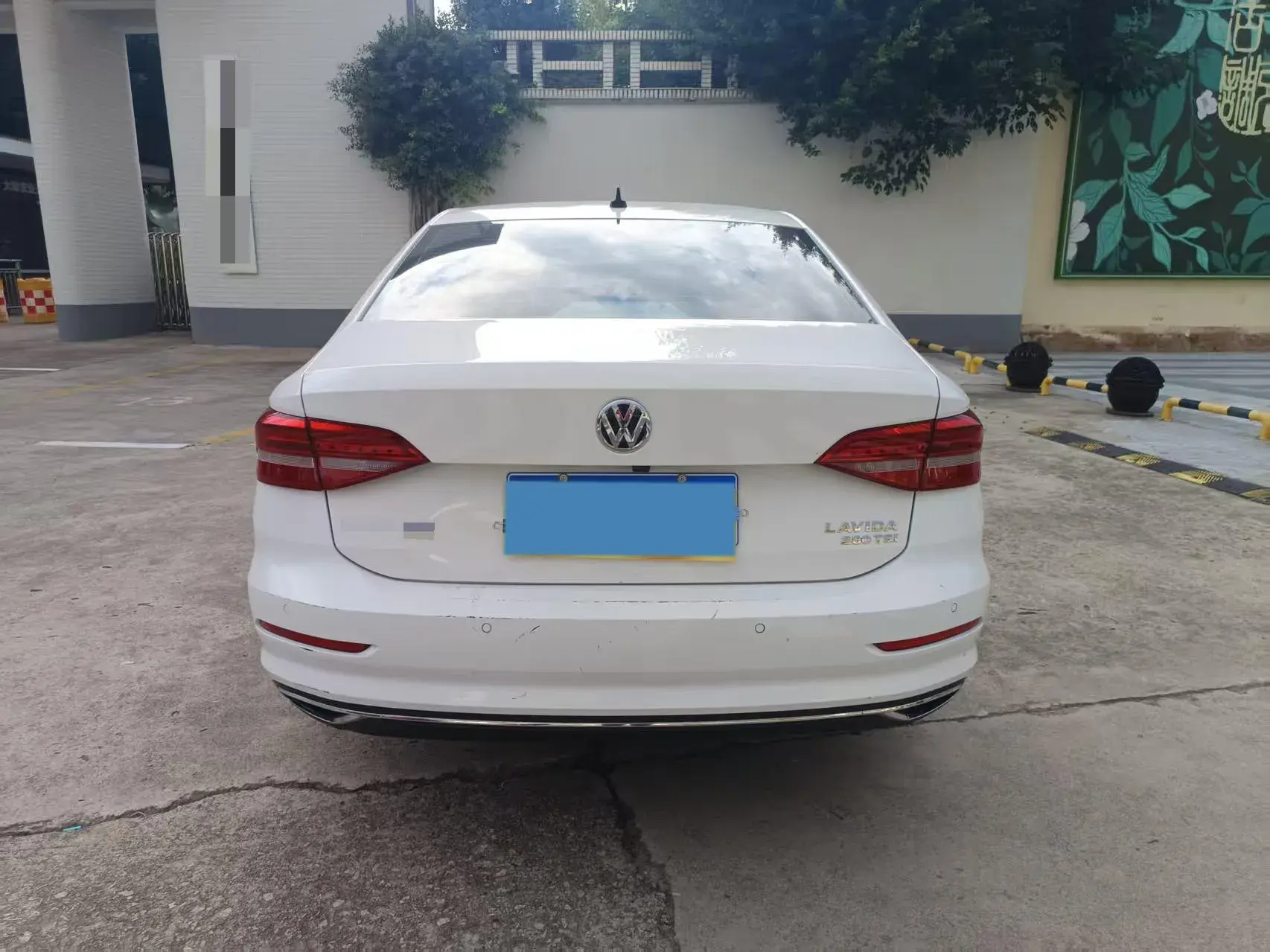 2019 VOLKSWAGEN LAVIDA thumbnail 3