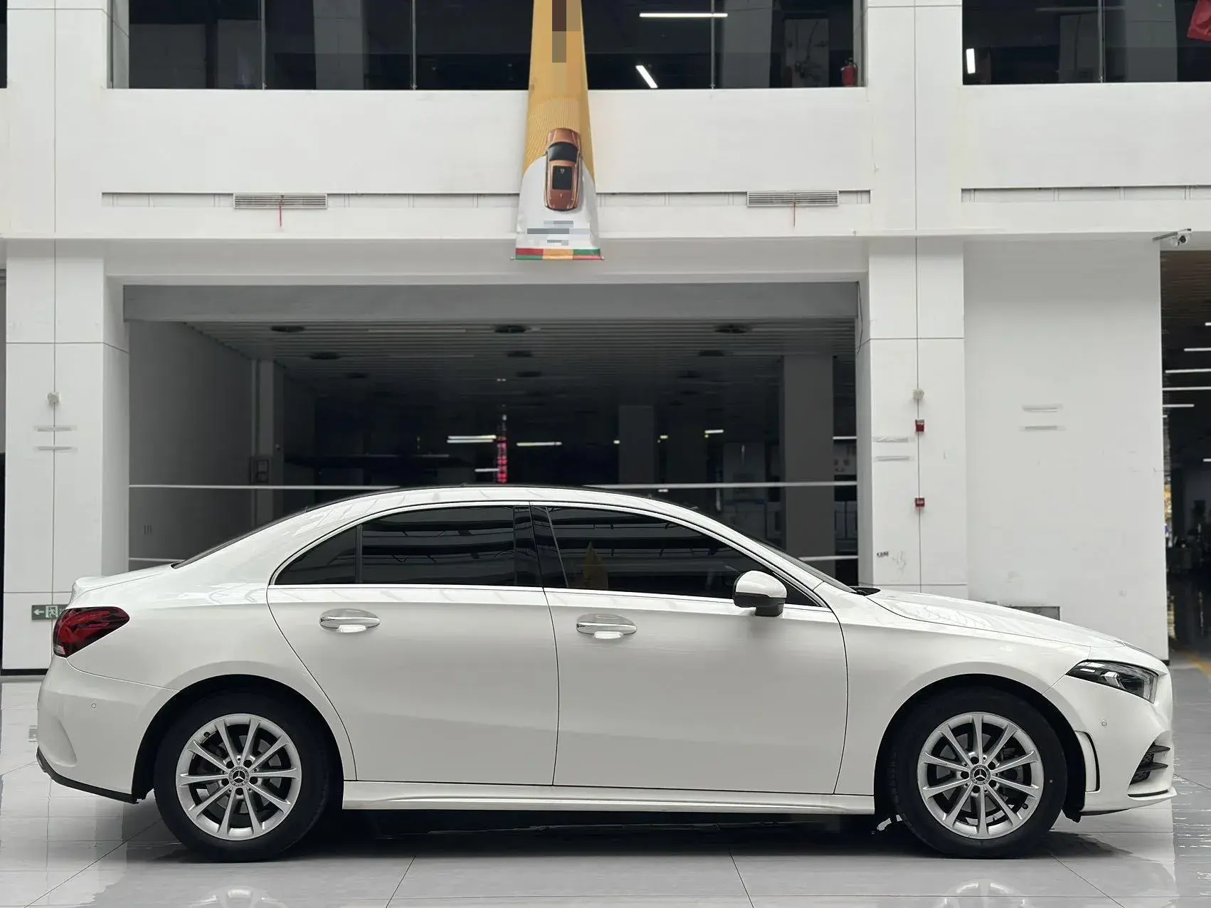 2021 MERCEDES-BENZ A thumbnail 4