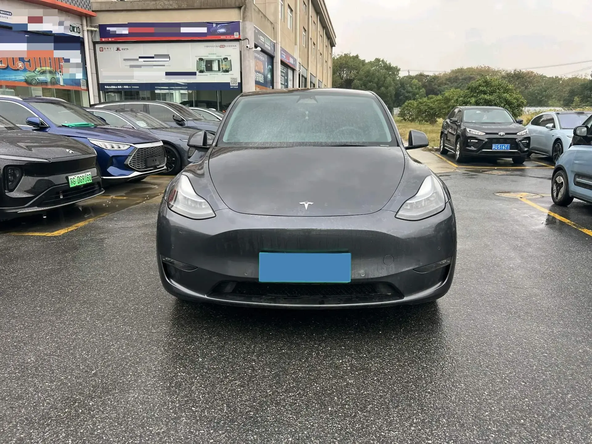 2023 TESLA MODEL thumbnail 2