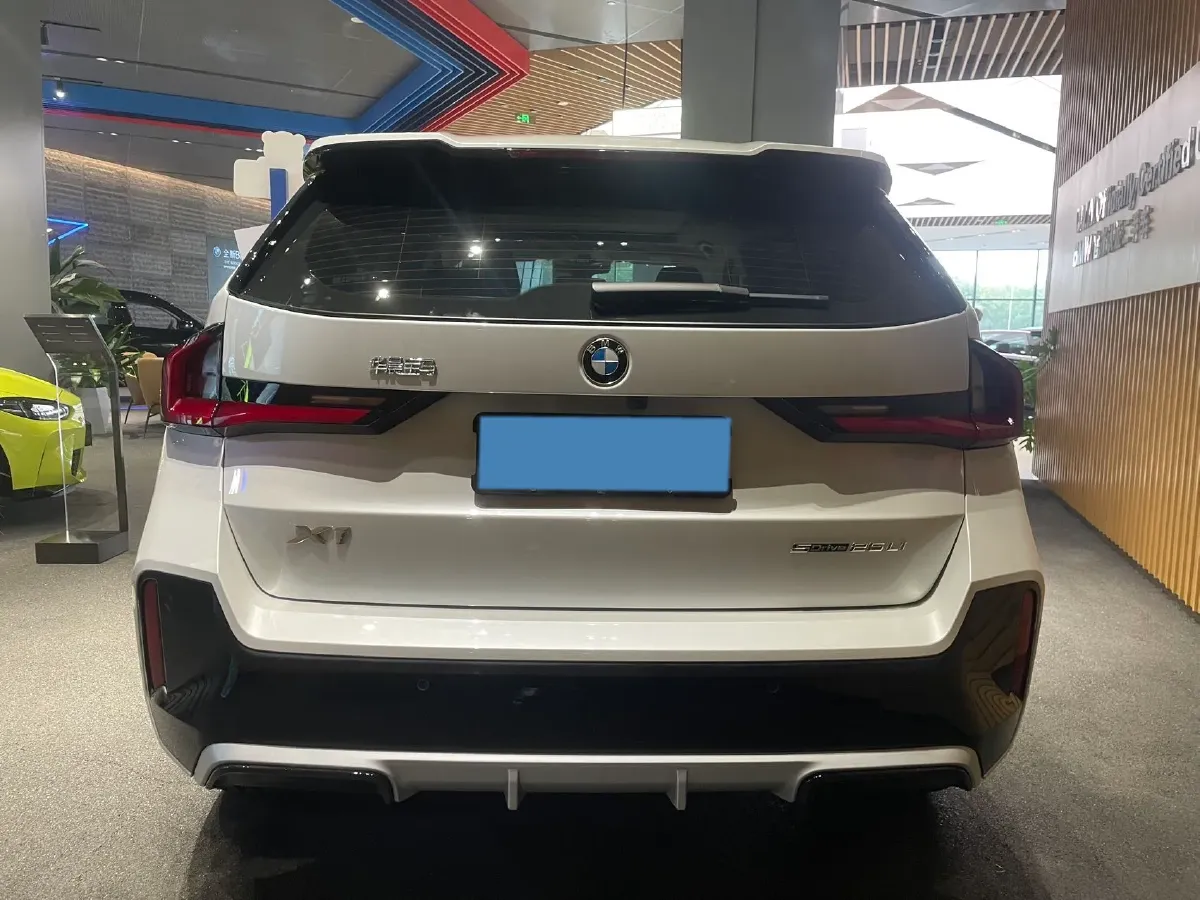 2024 BMW X1 2.0T 204HP L4 7DCT,autocango,china used car exporter,china ev exporter,chinese used car exporter,chinese used ev exporter