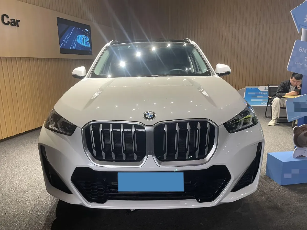 2024 BMW X1 2.0T 204HP L4 7DCT,autocango,china used car exporter,china ev exporter,chinese used car exporter,chinese used ev exporter