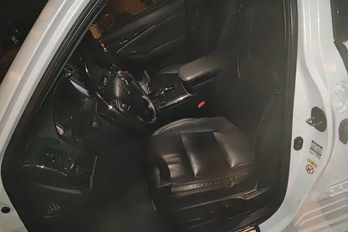 2018 TOYOTA CROWN thumbnail 2