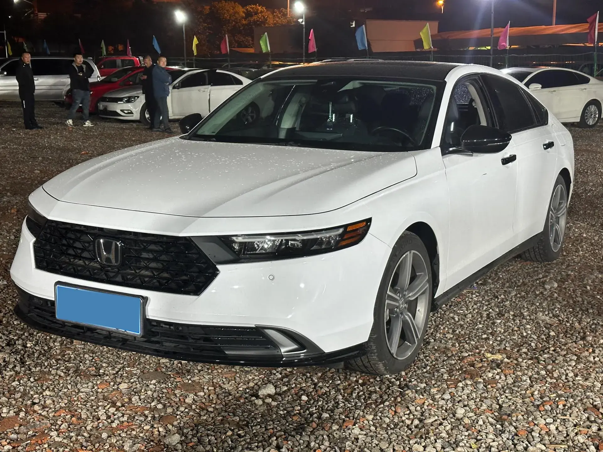 2023 HONDA ACCORD view 1