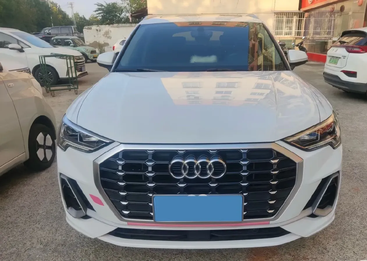 2022 Audi Q3 1.4T 150HP L4 7DCT,autocango,china used car exporter,china ev exporter,chinese used car exporter,chinese used ev exporter