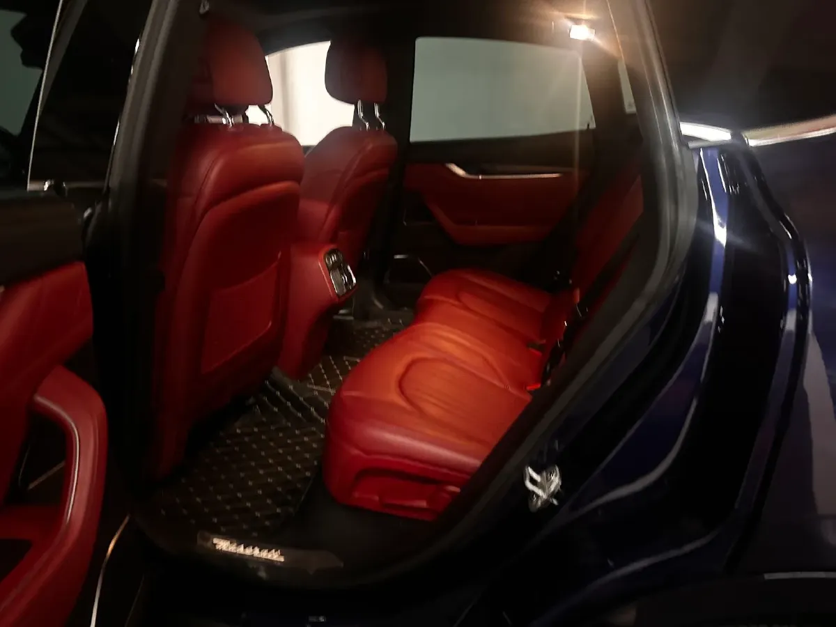 2019 Maserati Levante 3.0T 350HP V6 8AT,autocango,china used car exporter,china ev exporter,chinese used car exporter,chinese used ev exporter