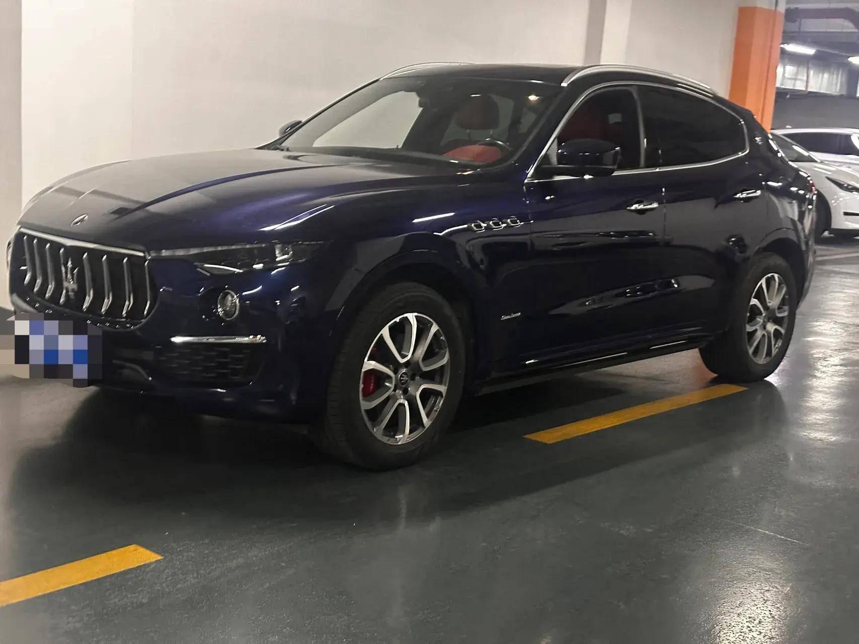 2019 MASERATI LEVANTE thumbnail 2