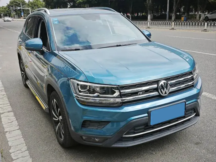 2021 VOLKSWAGEN THARU thumbnail 3