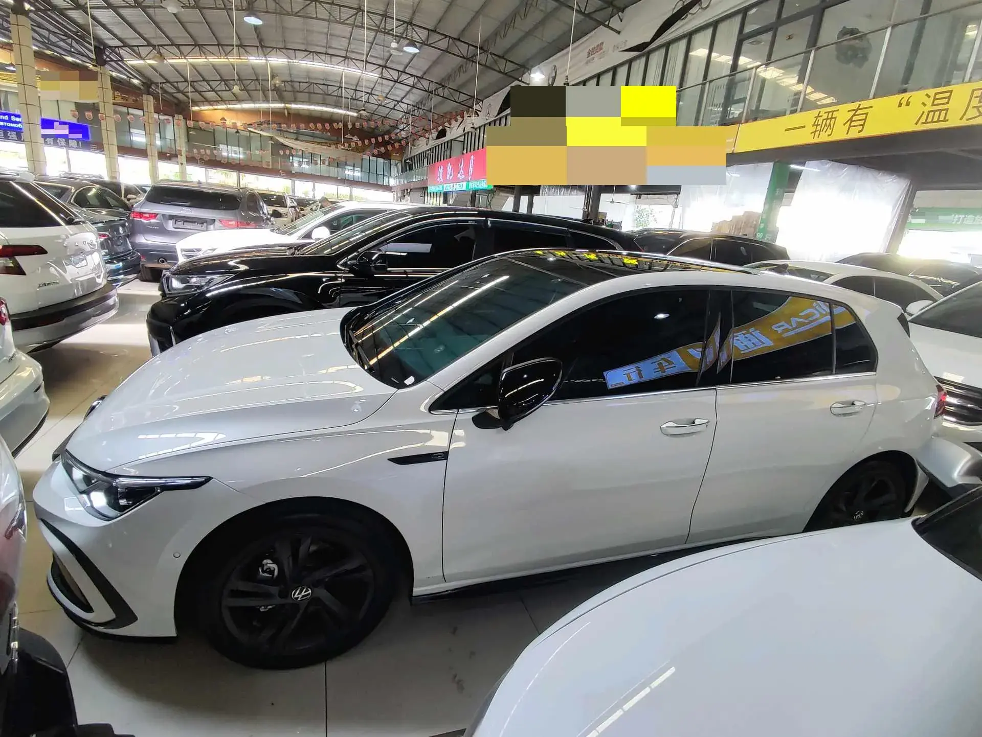 2021 VOLKSWAGEN GOLF thumbnail 3