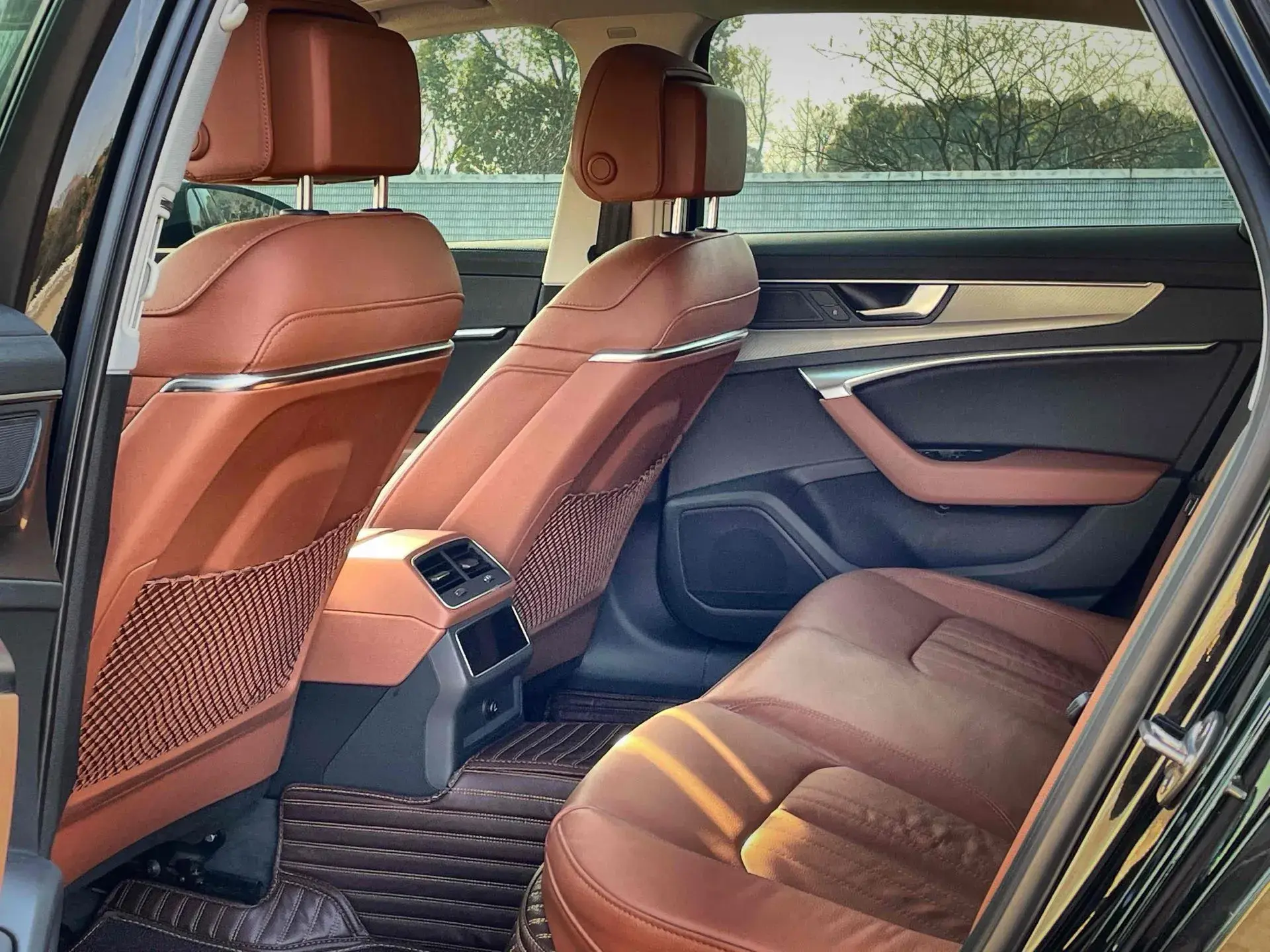 2021 AUDI A6L thumbnail 3