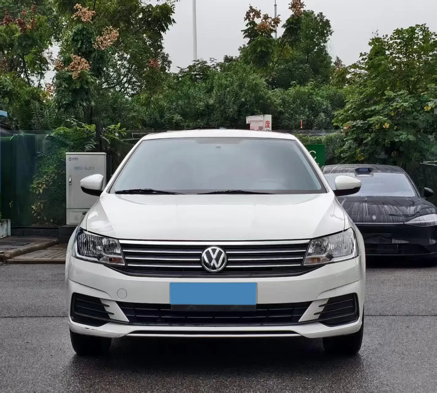 2019 VOLKSWAGEN LAVIDA thumbnail 2