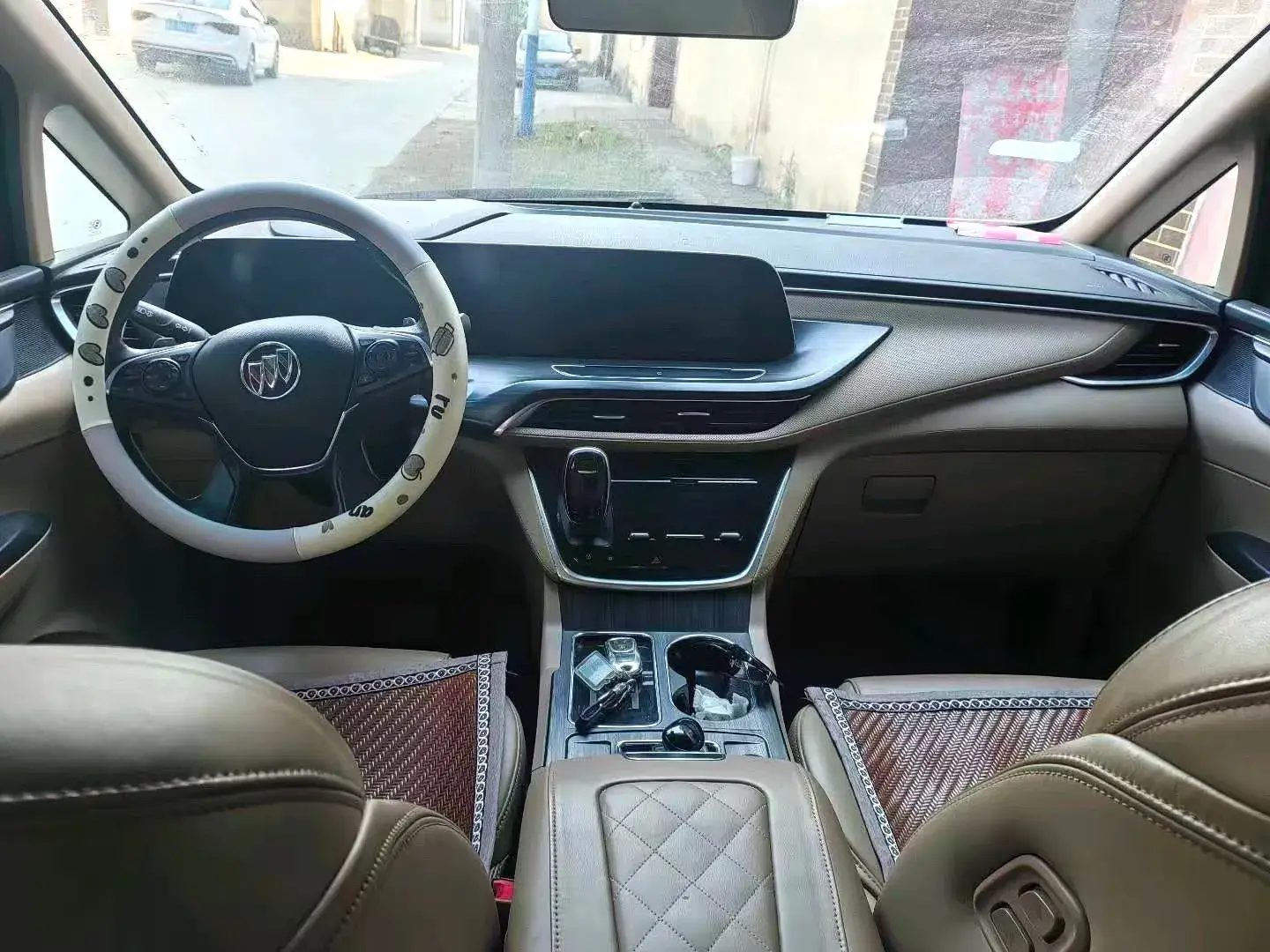 2021 BUICK GL8 thumbnail 4