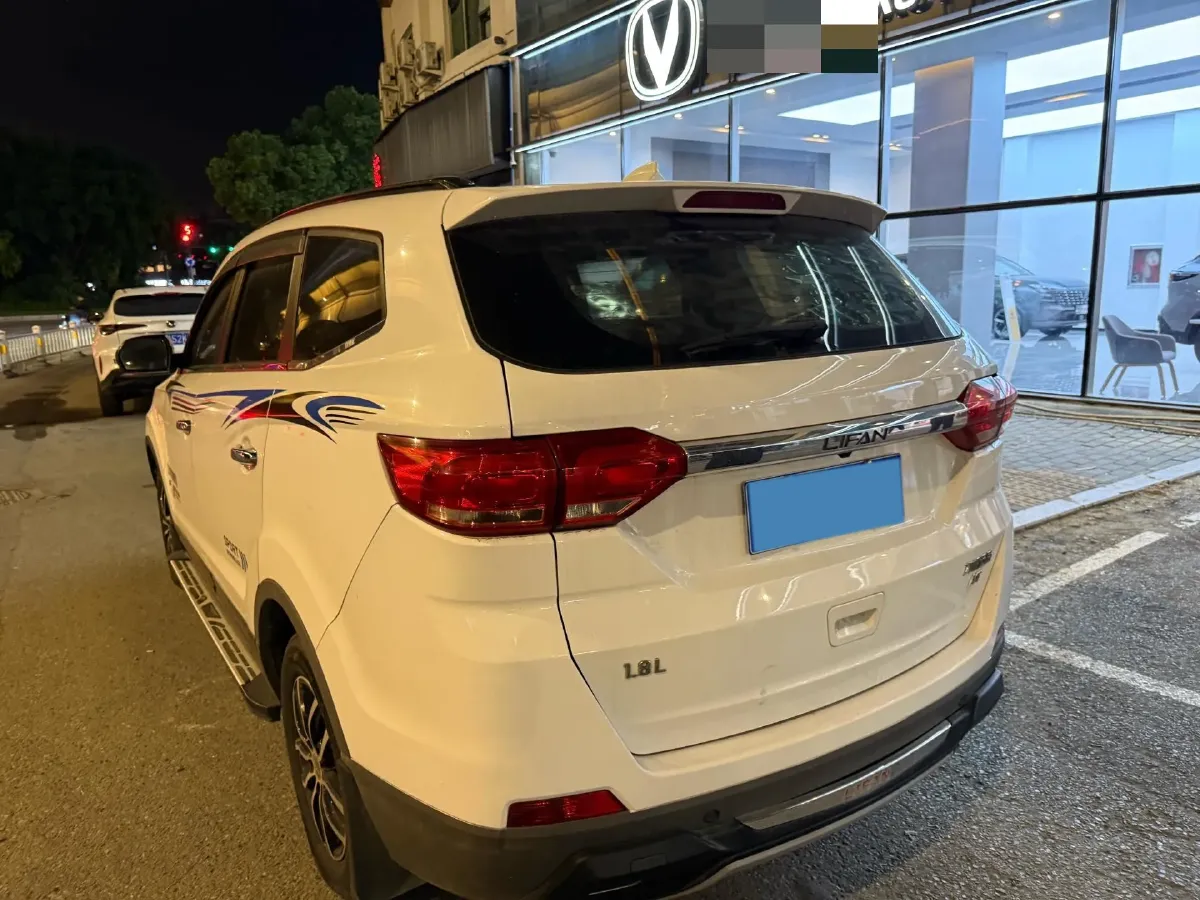 2017 LiFan MaiWei 1.8L 133HP L4 5AT,autocango,china used car exporter,china ev exporter,chinese used car exporter,chinese used ev exporter