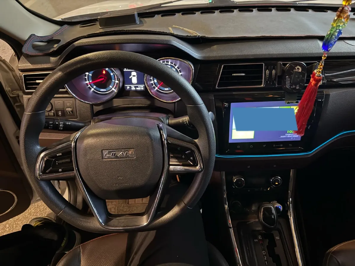 2017 LiFan MaiWei 1.8L 133HP L4 5AT,autocango,china used car exporter,china ev exporter,chinese used car exporter,chinese used ev exporter