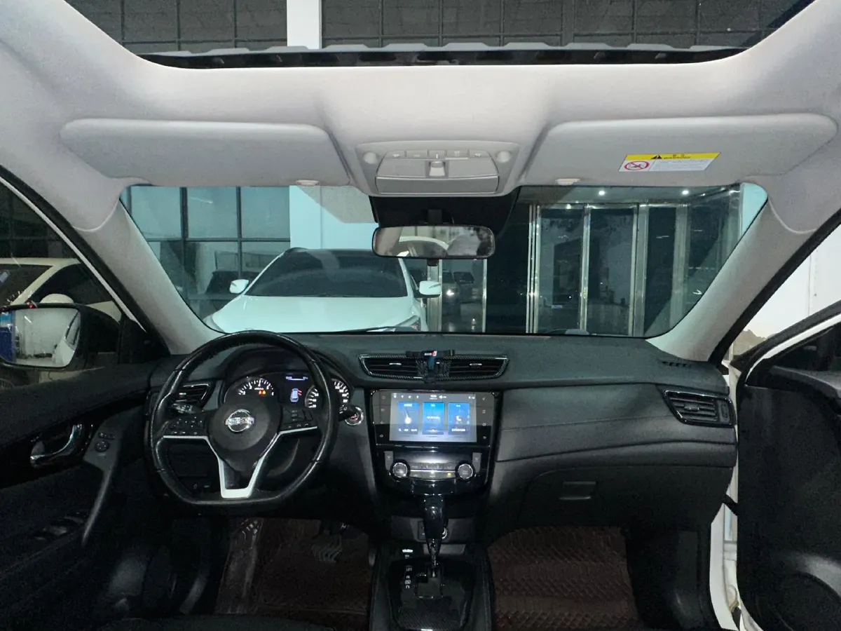 2021 Nissan X-Trail 2.0L 151HP L4 CVT,autocango,china used car exporter,china ev exporter,chinese used car exporter,chinese used ev exporter