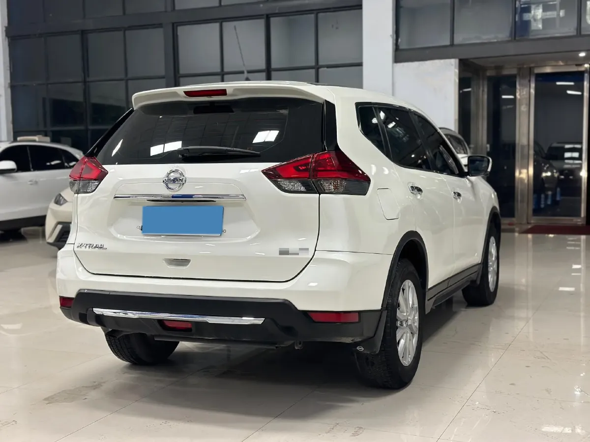 2021 Nissan X-Trail 2.0L 151HP L4 CVT,autocango,china used car exporter,china ev exporter,chinese used car exporter,chinese used ev exporter