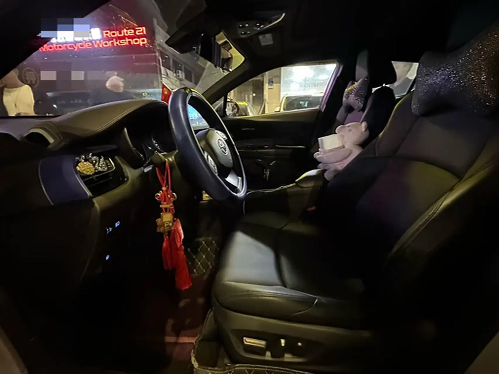 2020 TOYOTA C-HR thumbnail 3