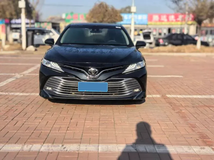 2018 Toyota Camry 2.5L 209HP L4 8AT,autocango,china used car exporter,china ev exporter,chinese used car exporter,chinese used ev exporter